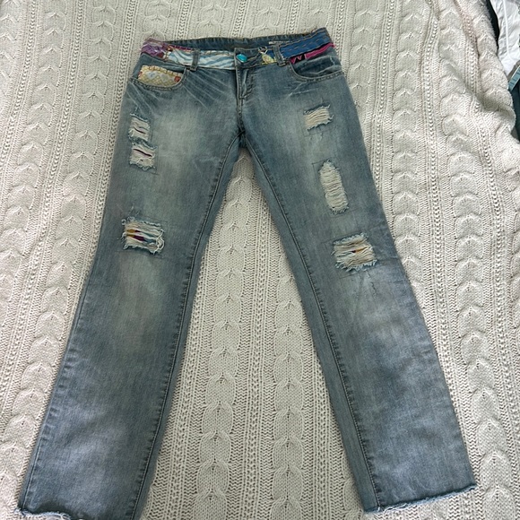 Jeans - Picture 1 of 2